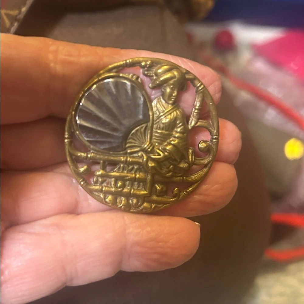 Steel Cut Button Antique Large Geisha
